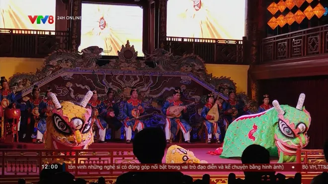 Múa lân kể chuyện tình mẫu tử trong cung đình Huế- Ảnh 9. Múa lân kể chuyện tình mẫu tử trong cung đình Huế- Ảnh 9.