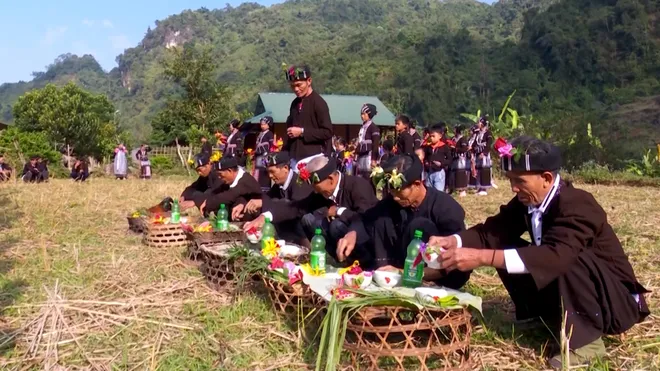 Sú Khon Khoài - Lễ hội độc đáo của người Lự ở Lai Châu- Ảnh 1. Sú Khon Khoài - Lễ hội độc đáo của người Lự ở Lai Châu- Ảnh 1.