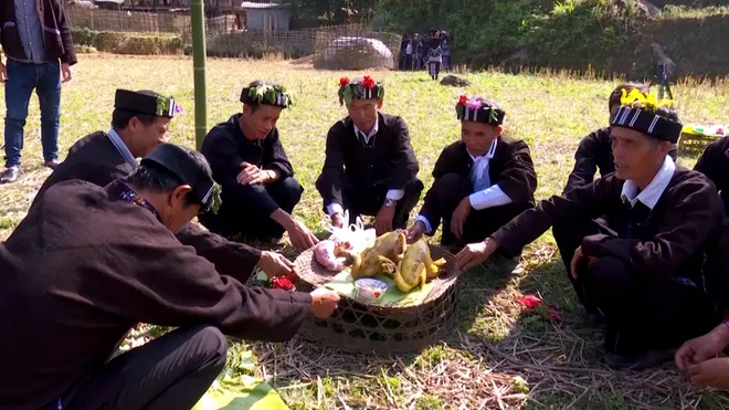 Sú Khon Khoài - Lễ hội độc đáo của người Lự ở Lai Châu- Ảnh 2. Sú Khon Khoài - Lễ hội độc đáo của người Lự ở Lai Châu- Ảnh 2.