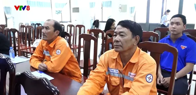 Ðắk Lắk: Tập huấn sử dụng năng lượng tiết kiệm và hiệu quả- Ảnh 6. Ðắk Lắk: Tập huấn sử dụng năng lượng tiết kiệm và hiệu quả- Ảnh 6.