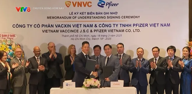 Công ty Vắc xin VNVC và Tập đoàn Dược phẩm Pfizer trao văn kiện hợp tác nâng cao năng lực y tế tại Mỹ- Ảnh 3. Công ty Vắc xin VNVC và Tập đoàn Dược phẩm Pfizer trao văn kiện hợp tác nâng cao năng lực y tế tại Mỹ- Ảnh 3.