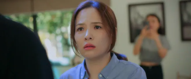 Đội bóng nữ làng Xuân - Tập 7: Thẳng tay tát vợ, Quốc bị hội chị em đánh hội đồng - Ảnh 10.