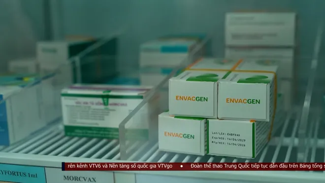 Lần đầu tiên Việt Nam có vắc xin phòng tay chân miệng- Ảnh 4. Lần đầu tiên Việt Nam có vắc xin phòng tay chân miệng- Ảnh 4.