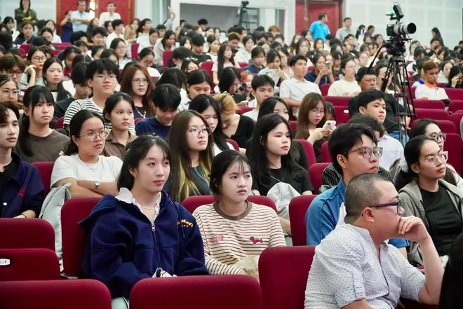 Khi người trẻ kể chuyện di sản bằng ngôn ngữ điện ảnh- Ảnh 5.