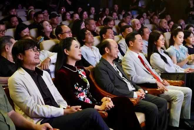 Liên hoan phim Điện ảnh trẻ: “Tấm danh thiếp” mở lối vào nghề- Ảnh 1.