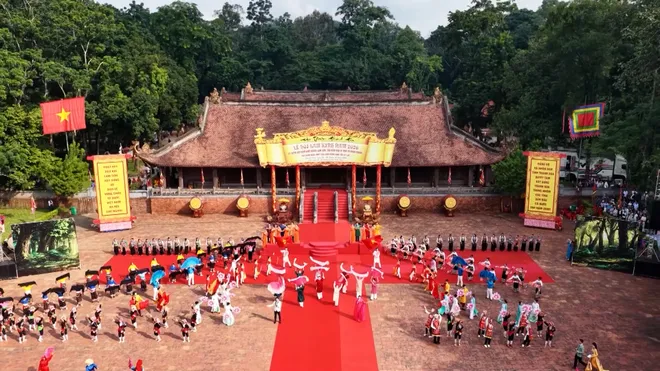 Âm vang hào khí Lam Sơn qua Lễ hội Lam Kinh 2026- Ảnh 1. Âm vang hào khí Lam Sơn qua Lễ hội Lam Kinh 2026- Ảnh 1.
