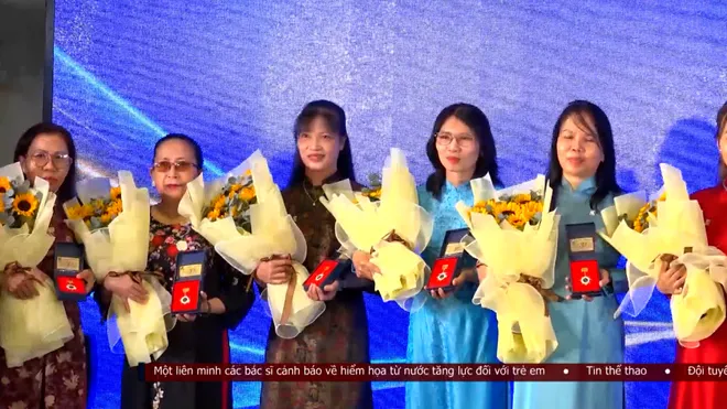 Tổng Công ty Khánh Việt Khatoco tôn vinh, tri ân người lao động- Ảnh 5. Tổng Công ty Khánh Việt Khatoco tôn vinh, tri ân người lao động- Ảnh 5.