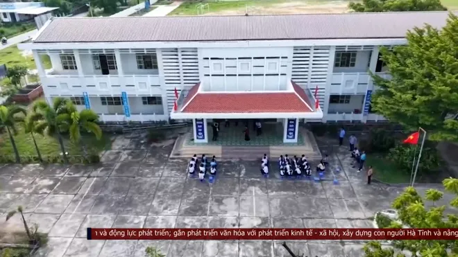 Đưa nhạc cụ truyền thống của người Raglai vào trường học- Ảnh 1. Đưa nhạc cụ truyền thống của người Raglai vào trường học- Ảnh 1.