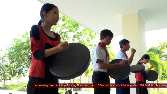 Đưa nhạc cụ truyền thống của người Raglai vào trường học- Ảnh 7. Đưa nhạc cụ truyền thống của người Raglai vào trường học- Ảnh 7.