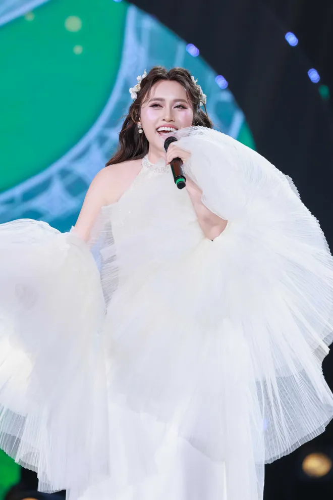 Nhạc sĩ Nguyễn Hải Phong ấn tượng với sức trẻ v&agrave; chất lượng đồng đều của Sao Mai 2026 - Ảnh 15.