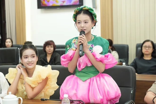 “Chắp cánh tuổi thơ” mở ra hành trình nghệ thuật đầy màu sắc cho thiếu nhi - Ảnh 3.