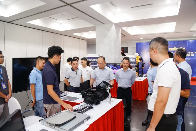 Không gian triển lãm công nghệ "VTV - Từ truyền hình truyền thống tới tổ chức truyền thông số" - Ảnh 8.