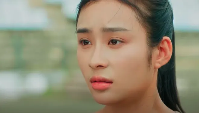 Đội bóng nữ làng Xuân - Tập 10: Minh bị từ chối hồ sơ tuyển vào đội bóng vì quá tuổi - Ảnh 5.