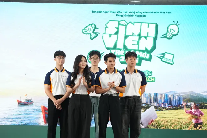 "Sinh vi&ecirc;n thế hệ mới" trở lại: Khi Gen Z kh&ocirc;ng chỉ nghĩ, m&agrave; phải l&agrave;m  - Ảnh 6.