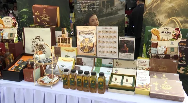 Đưa sản phẩm "Made in Da Nang" vào chuỗi bán lẻ: Khai mở thị trường bền vững cho Đà Nẵng- Ảnh 4. Đưa sản phẩm "Made in Da Nang" vào chuỗi bán lẻ: Khai mở thị trường bền vững cho Đà Nẵng- Ảnh 4.