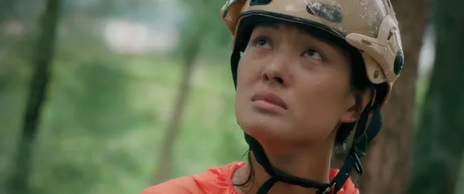 Đội b&oacute;ng nữ l&agrave;ng Xu&acirc;n - Tập 11: Đ&agrave;o ốm nặng khi biết HLV đội b&oacute;ng vẫn &acirc;m thầm gửi tiền cho m&igrave;nh - Ảnh 8.