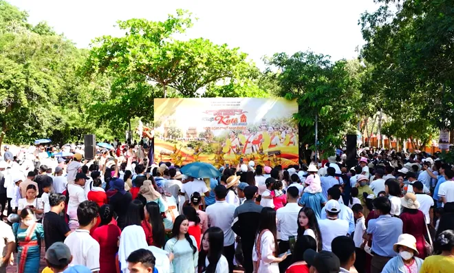 Không gian trải nghiệm văn hóa tại lễ hội Katê và hướng đi cho du lịch bền vững- Ảnh 6. Không gian trải nghiệm văn hóa tại lễ hội Katê và hướng đi cho du lịch bền vững- Ảnh 6.