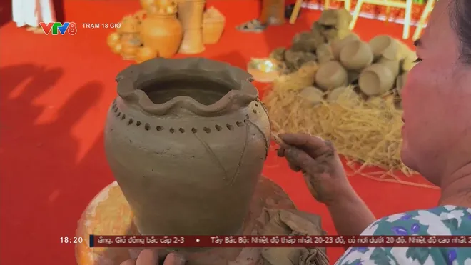 Gốm Chăm Bàu Trúc mở rộng giá trị từ du lịch- Ảnh 3. Gốm Chăm Bàu Trúc mở rộng giá trị từ du lịch- Ảnh 3.