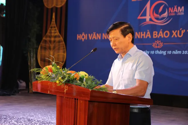 Kỷ niệm 40 năm Hội Văn nghệ sĩ - Nhà báo Xứ Thanh tại Hà Nội- Ảnh 13. Kỷ niệm 40 năm Hội Văn nghệ sĩ - Nhà báo Xứ Thanh tại Hà Nội- Ảnh 13.