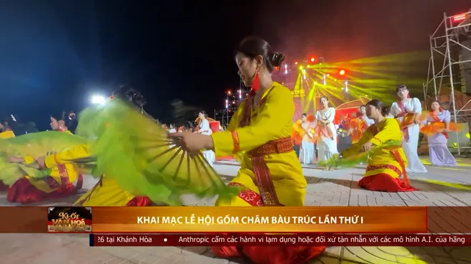 Khai mạc Lễ hội gốm Chăm lần thứ I- Ảnh 5. Khai mạc Lễ hội gốm Chăm lần thứ I- Ảnh 5.