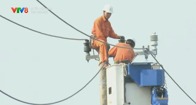 Giữ dòng điện liên tục vì sự phát triển đô thị- Ảnh 4. Giữ dòng điện liên tục vì sự phát triển đô thị- Ảnh 4.