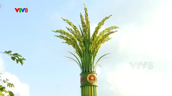 Xác lập kỷ lục Việt Nam với đài tưởng niệm tại Di tích Bến phà II Long Đại- Ảnh 2. Xác lập kỷ lục Việt Nam với đài tưởng niệm tại Di tích Bến phà II Long Đại- Ảnh 2.