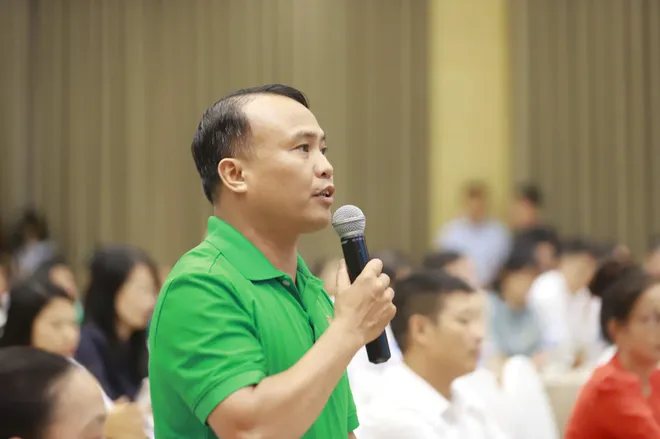 Bộ Công an đối thoại với nông dân: Đưa chuyển đổi số đến gần hơn với người dân nông thôn - Ảnh 5.