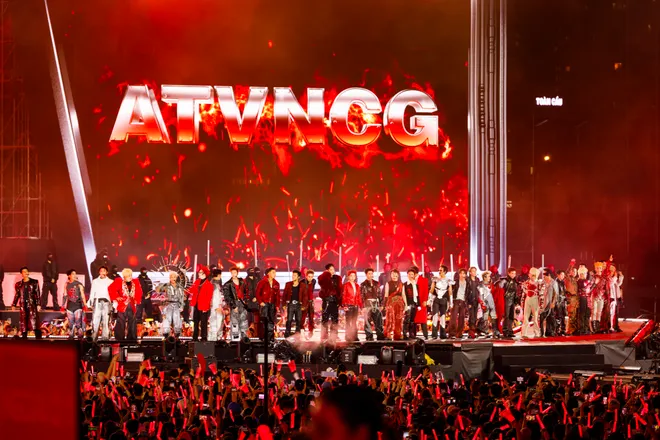 Concert Anh Trai Vượt Ngàn Chông Gai 2026 Day 1: 33 Anh Tài và gần 50.000 khán giả cùng đi qua 40 tiết mục - Ảnh 1.