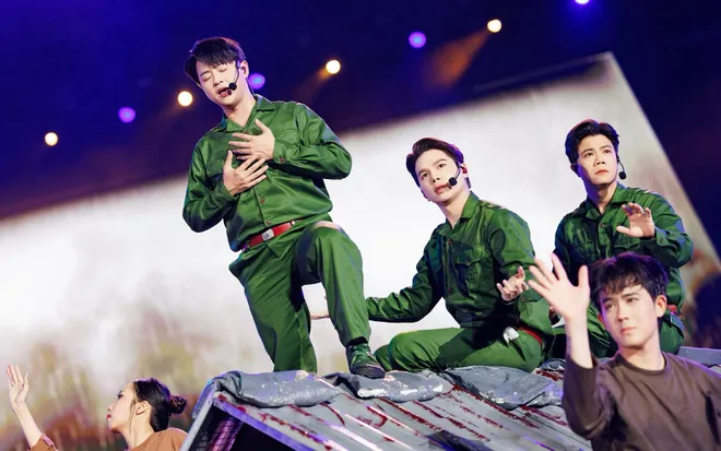 Concert Anh Trai Vượt Ngàn Chông Gai 2026 Day 1: 33 Anh Tài và gần 50.000 khán giả cùng đi qua 40 tiết mục - Ảnh 14.