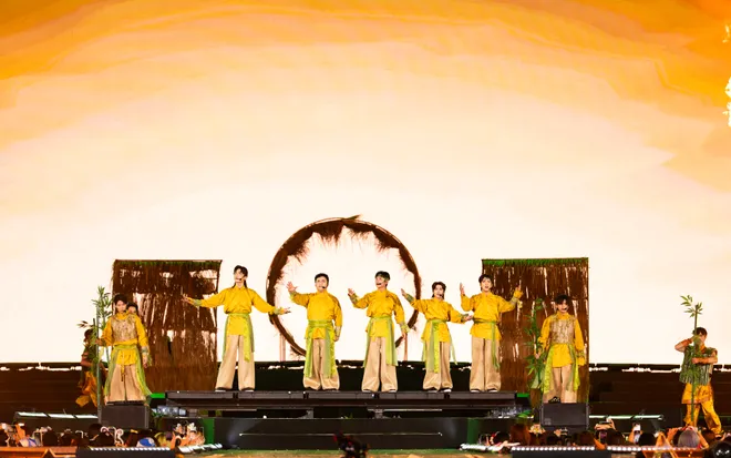 Concert Anh Trai Vượt Ngàn Chông Gai 2026 Day 1: 33 Anh Tài và gần 50.000 khán giả cùng đi qua 40 tiết mục - Ảnh 18.