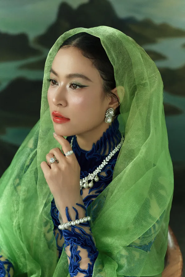 Chất liệu văn hóa dân tộc đưa nữ nghệ sĩ Việt thăng hoa cùng âm nhạc- Ảnh 4.