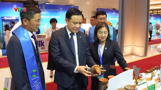 PVFCCo-Phú Mỹ lần thứ 7 liên tiếp đạt Thương hiệu quốc gia Việt Nam- Ảnh 9. PVFCCo-Phú Mỹ lần thứ 7 liên tiếp đạt Thương hiệu quốc gia Việt Nam- Ảnh 9.