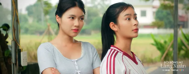 Đội bóng nữ làng Xuân - Tập 14: Con gái ông Tài bất ngờ đầu quân cho đội bóng - Ảnh 3.