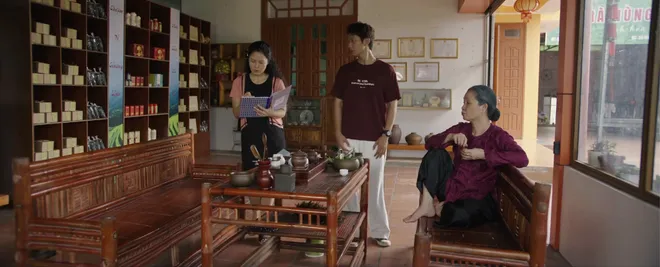 Căn nhà không mái che - Tập 6: Mẹ con Hạnh khốn khổ với số nợ của Bình - Ảnh 25.