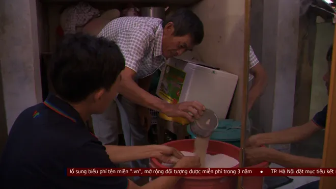 Vùng hạ lưu sông ứng phó lũ lụt từ hộ gia đình- Ảnh 4. Vùng hạ lưu sông ứng phó lũ lụt từ hộ gia đình- Ảnh 4.