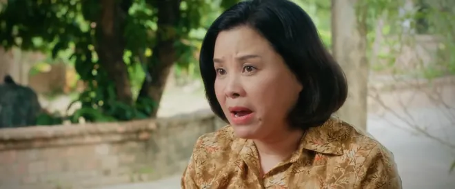 Đội b&oacute;ng nữ l&agrave;ng Xu&acirc;n - Tập 15: T&acirc;m chuẩn bị lấy chồng th&igrave; t&igrave;nh cũ trở về? - Ảnh 6.