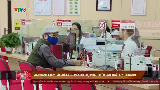 Ngân hàng Agribank giảm lãi suất cho vay hỗ trợ phát triển sản xuất kinh doanh.- Ảnh 2. Ngân hàng Agribank giảm lãi suất cho vay hỗ trợ phát triển sản xuất kinh doanh.- Ảnh 2.