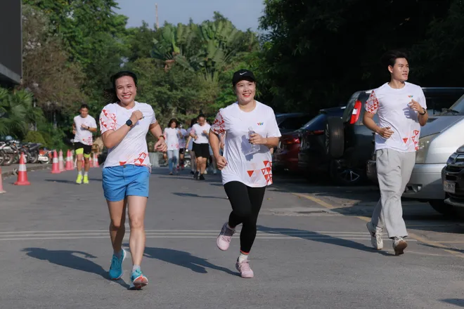Ph&aacute;t động phong tr&agrave;o &ldquo;Mỗi người một m&ocirc;n thể thao&rdquo; tại VTV: 500 người tham gia giải chạy khởi động- Ảnh 12.