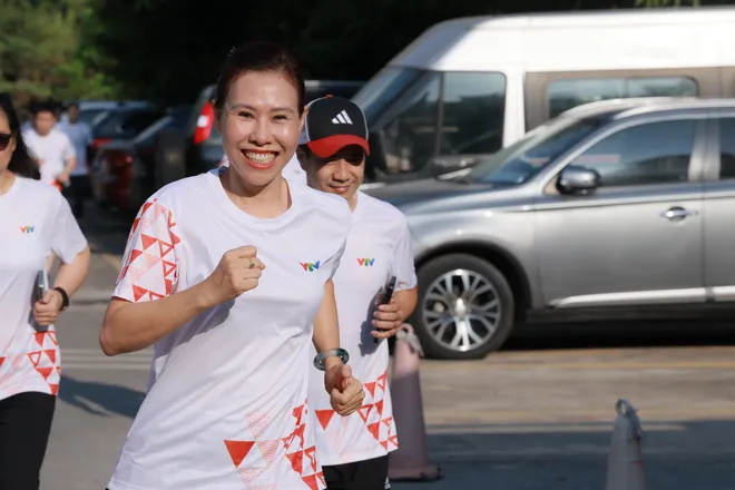 Ph&aacute;t động phong tr&agrave;o &ldquo;Mỗi người một m&ocirc;n thể thao&rdquo; tại VTV: 500 người tham gia giải chạy khởi động- Ảnh 18.