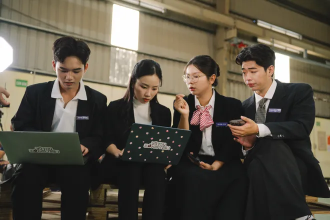 B&aacute;n kết 2 Vũ trụ đồng tiền: T&uacute; Nhi bứt ph&aacute; ngoạn mục, 7 phi h&agrave;nh gia gi&agrave;nh v&eacute; đi tiếp- Ảnh 11.