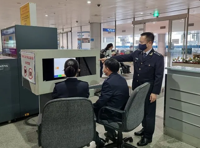 12 nhóm hàng hóa nhập khẩu phải làm thủ tục hải quan tại cửa khẩu nhập