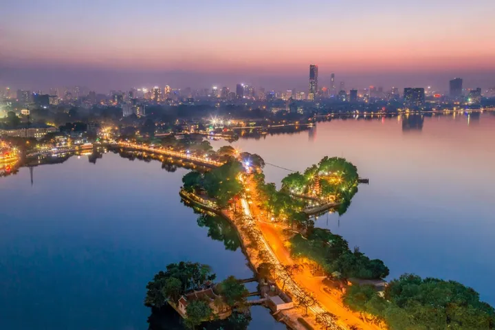 Hà Nội khẳng định không quy hoạch hầm chui xuyên Hồ Tây