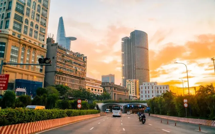 TP Hồ Chí Minh phát triển dịch vụ làm trụ cột tăng trưởng mới