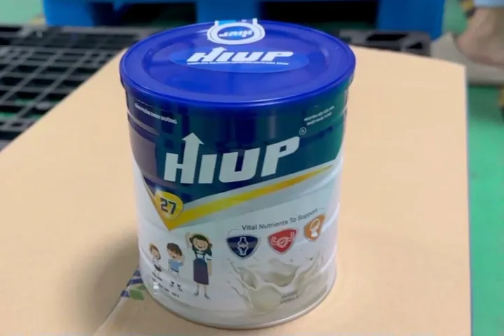 Thiếu tướng Nguyễn Quốc Toản thông tin về vụ sữa giả HIUP và dầu chăn nuôi dùng cho người