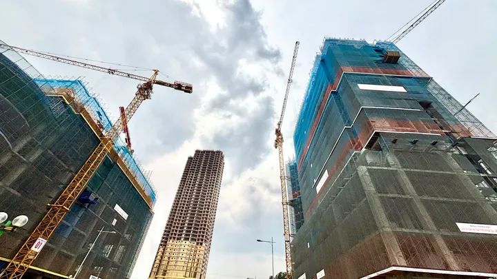 Giá 1 m2 chung cư bằng tiền lương đi làm cả năm