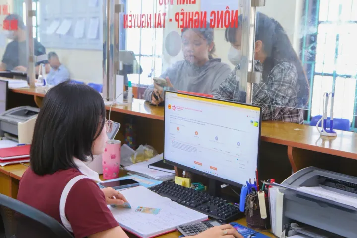 Chính quyền địa phương 2 cấp gỡ khó cấp giấy chứng nhận quyền sử dụng đất