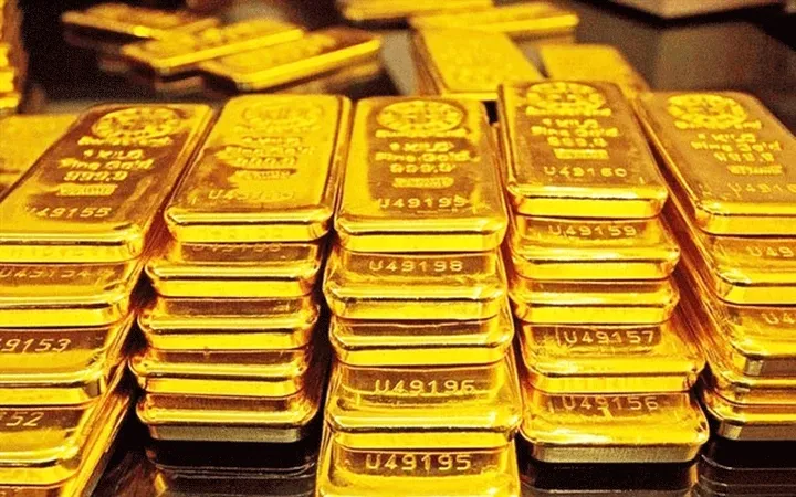 Giá vàng thế giới tiếp tục giảm, vàng trong nước "đi ngang"