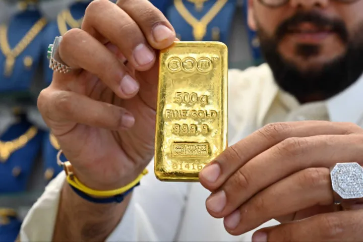 Giá vàng tuần qua: Thế giới chao đảo, trong nước rủi ro '3 tầng'