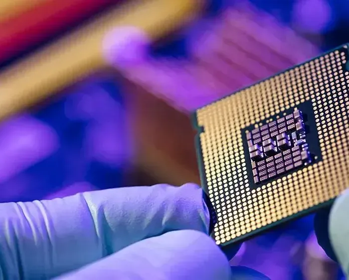 Thị trường chip bán dẫn vượt 1.000 tỷ USD