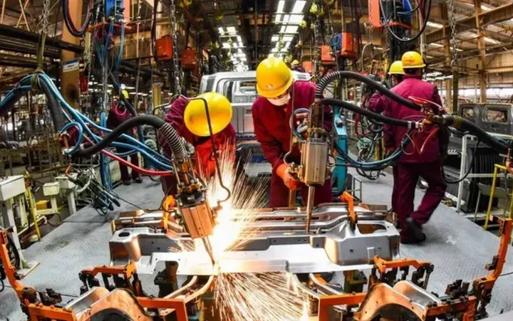 Cắt giảm thủ tục hành chính thực chất để hỗ trợ doanh nghiệp phát triển